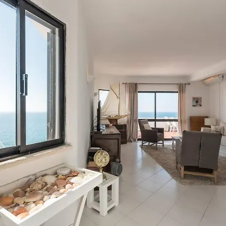 Amazing Sea View Penthouse Apartment *